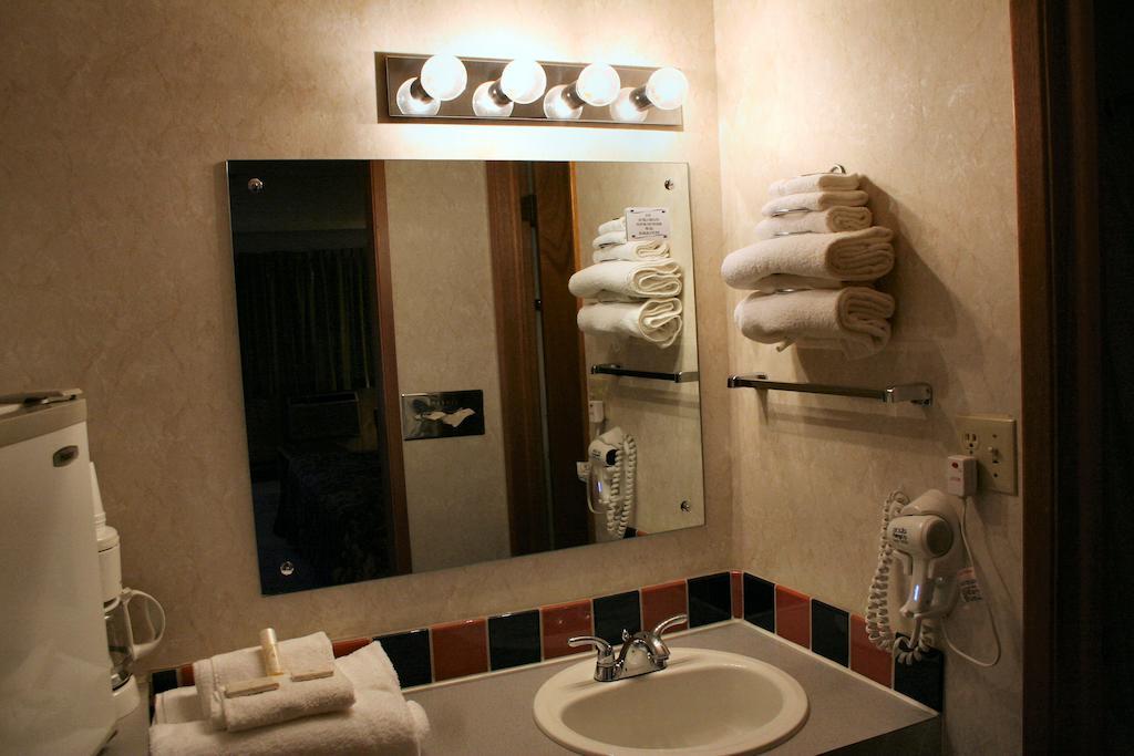 Caboose Motel Libby Habitación foto